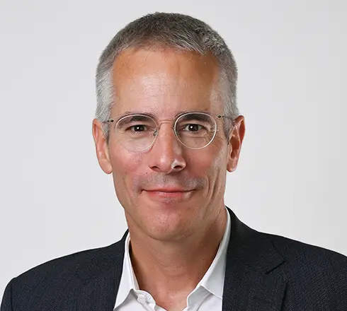 Robin Schneider – MAS in Philosophie und Management / MBA